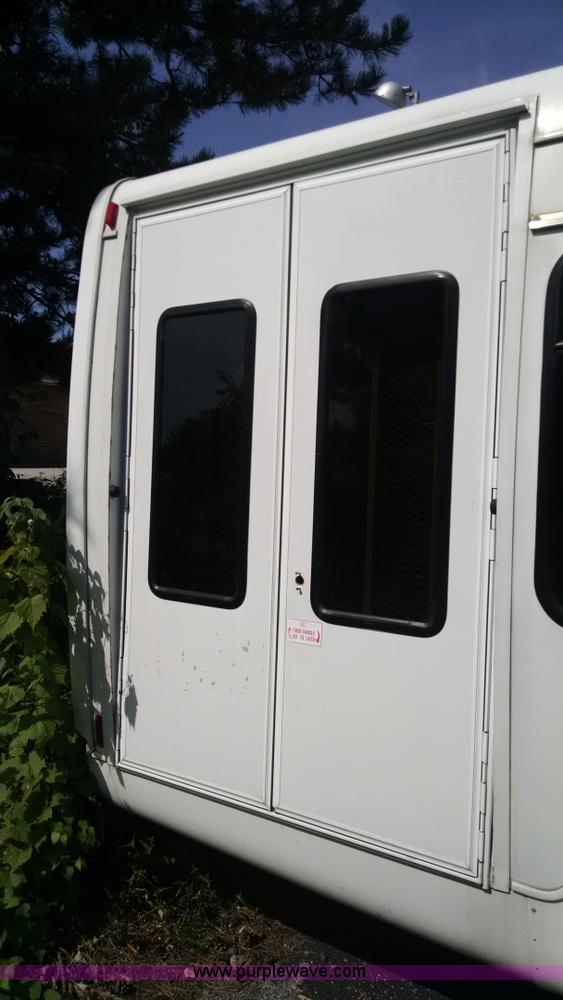 image for item BK9713 2009 Ford E350 Super Duty van