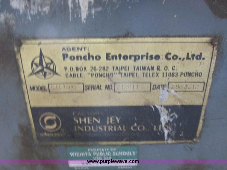 image for item BM9095 Osama Sr. 1740G engine lathe