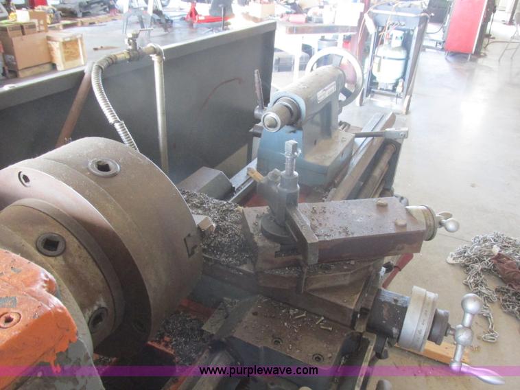 image for item BM9095 Osama Sr. 1740G engine lathe