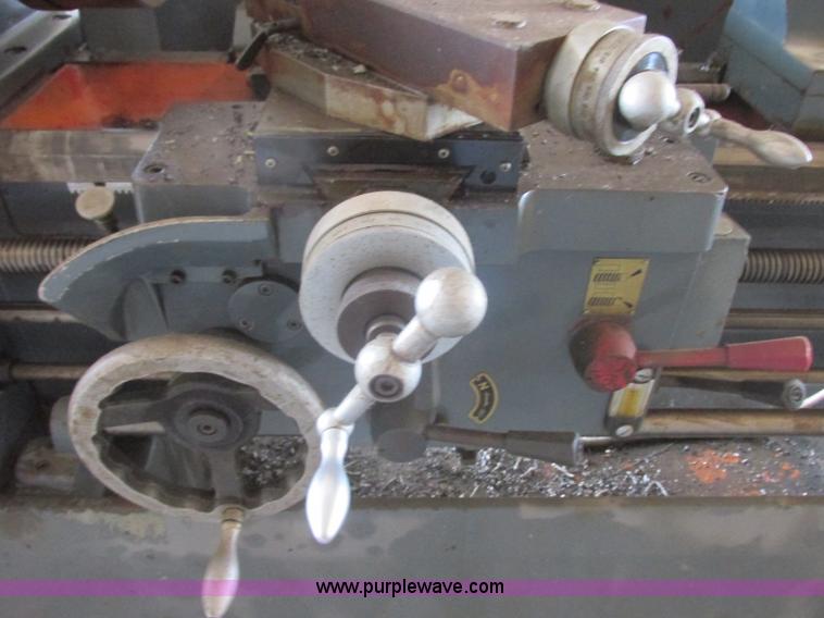 image for item BM9095 Osama Sr. 1740G engine lathe