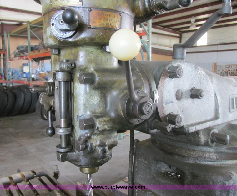 image for item BM9102 Induma vertical mill