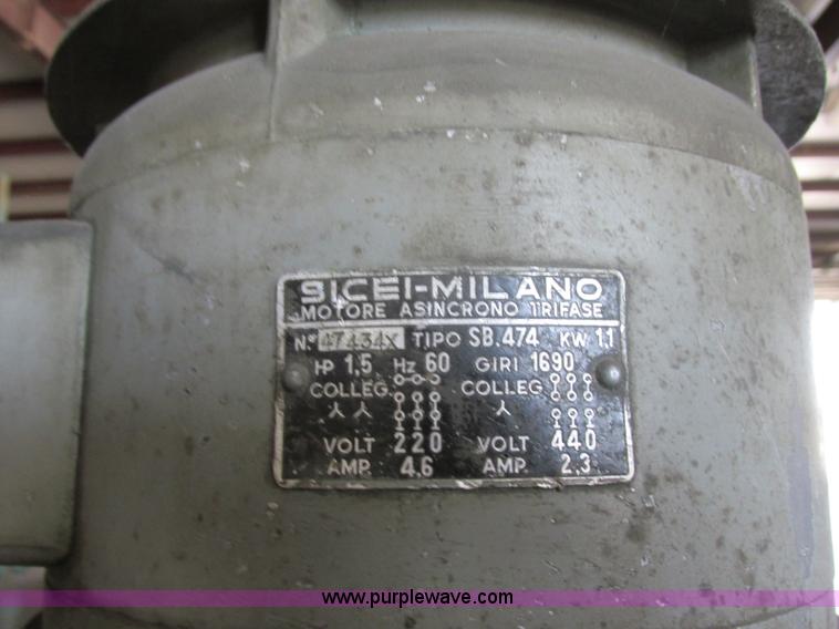 image for item BM9102 Induma vertical mill