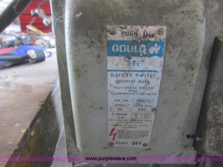 image for item BM9102 Induma vertical mill