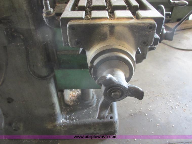 image for item BM9102 Induma vertical mill