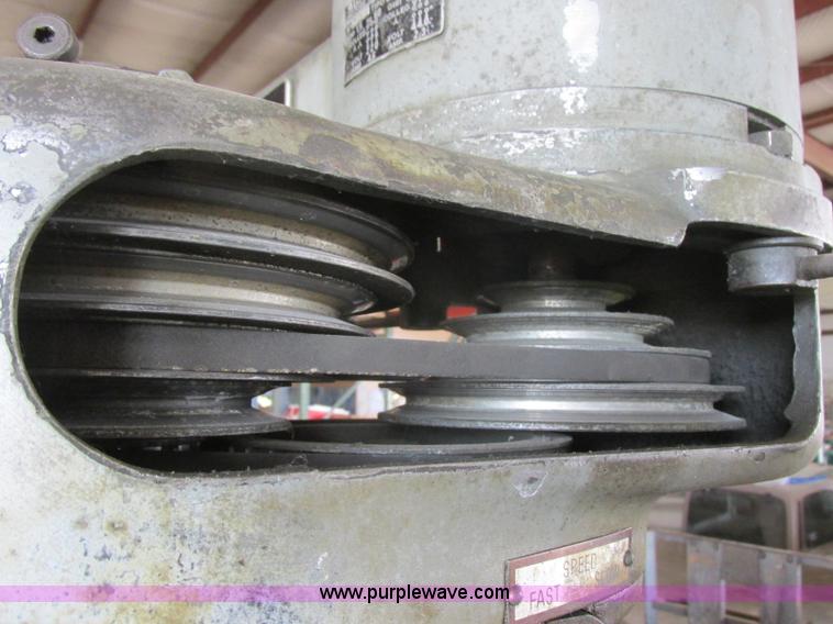 image for item BM9102 Induma vertical mill