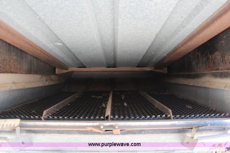 image for item BO9389 Gleaner M combine