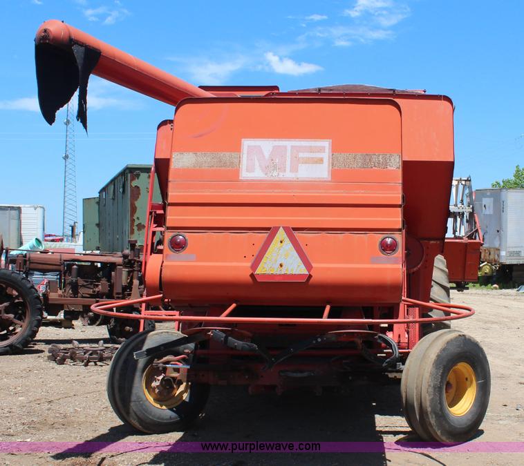 image for item BO9390 Massey-Ferguson 750 combine