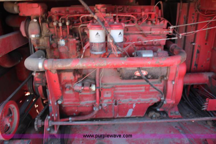 image for item BO9390 Massey-Ferguson 750 combine