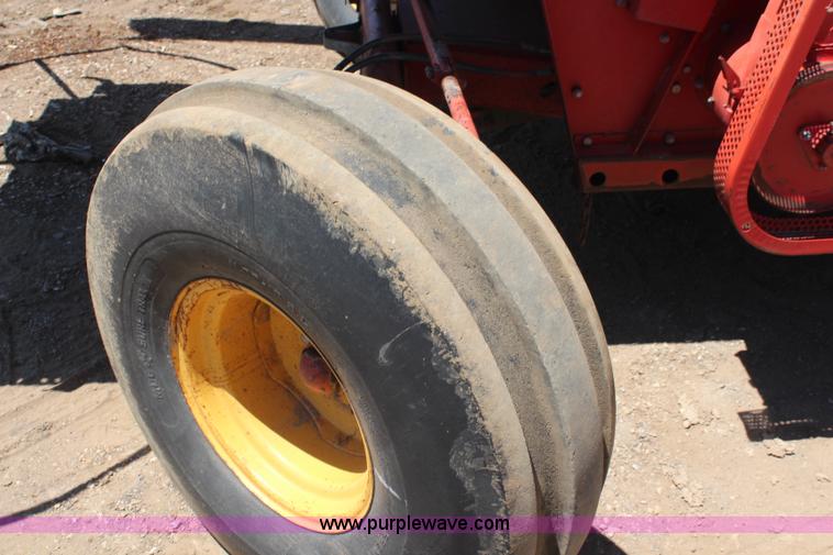 image for item BO9390 Massey-Ferguson 750 combine
