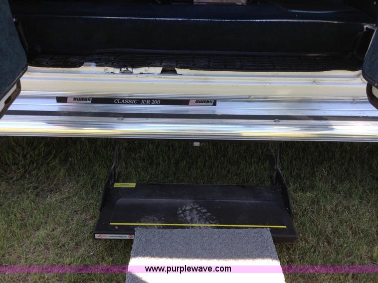 image for item D1652 1995 Chevrolet G30 Extended Beauville van