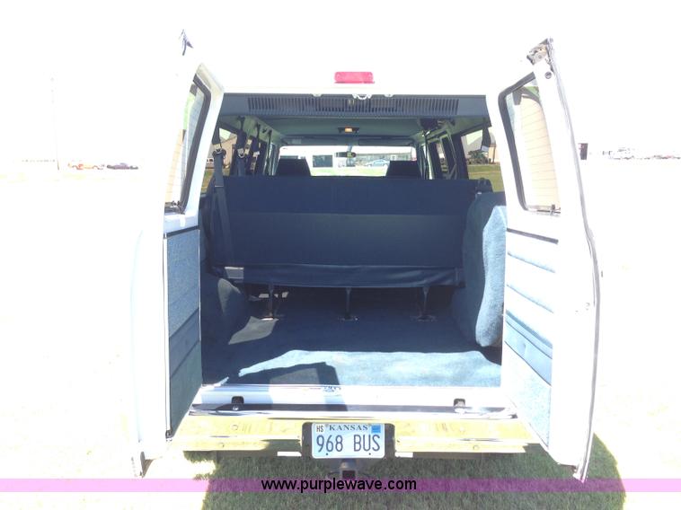 image for item D1652 1995 Chevrolet G30 Extended Beauville van