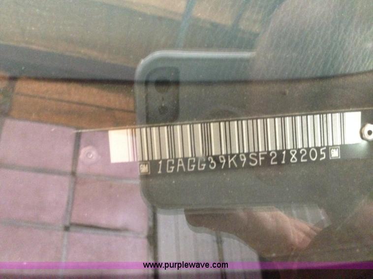 image for item D1652 1995 Chevrolet G30 Extended Beauville van