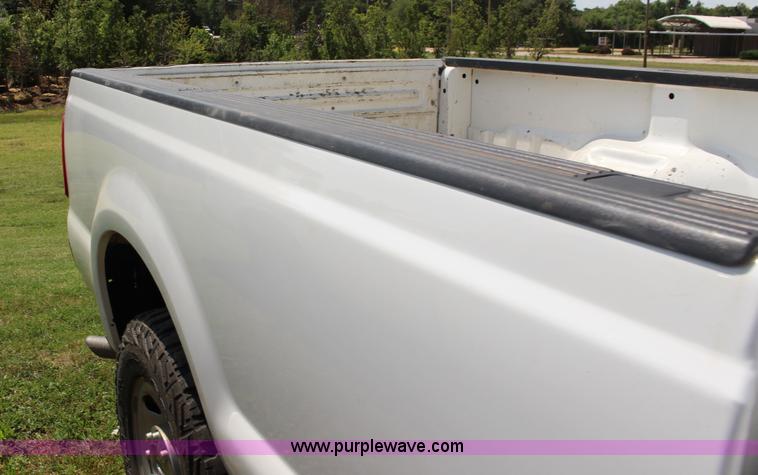 image for item F7916 2009 Ford F250 XL pickup truck
