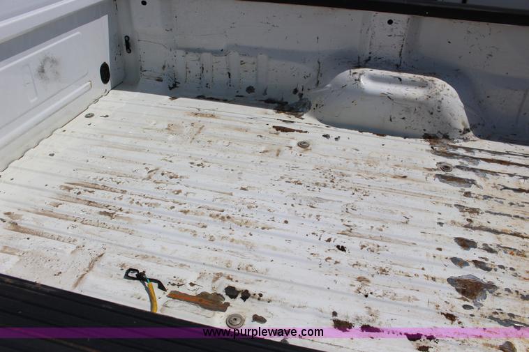 image for item F7916 2009 Ford F250 XL pickup truck