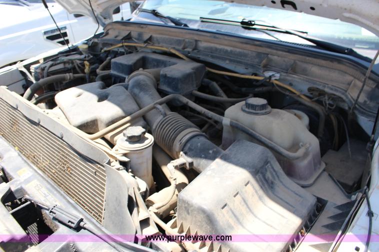 image for item F7992 2011 Ford F250 Super Duty Crew Cab pickup truck