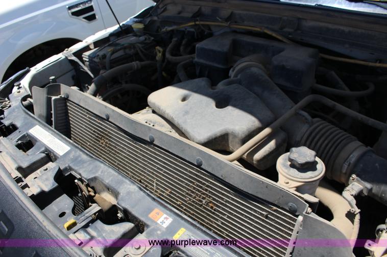 image for item F7992 2011 Ford F250 Super Duty Crew Cab pickup truck