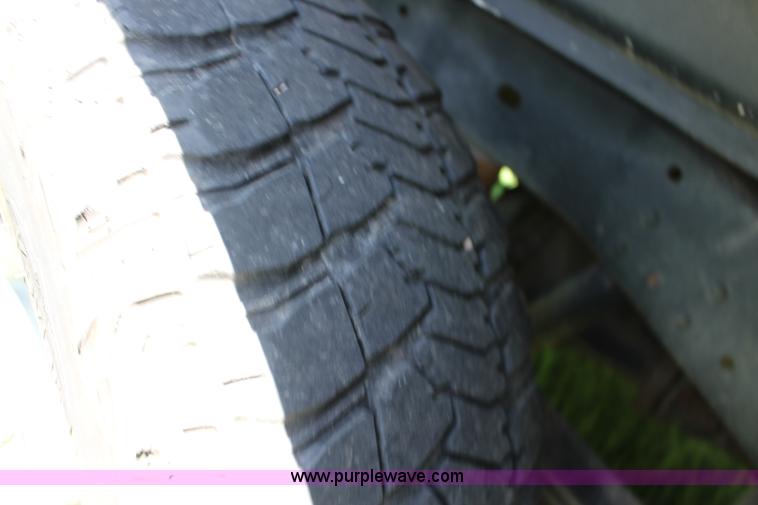 image for item F7992 2011 Ford F250 Super Duty Crew Cab pickup truck