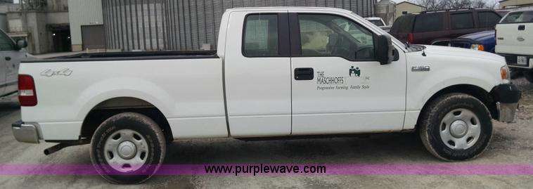image for item F8428 2008 Ford F150 SuperCab pickup truck
