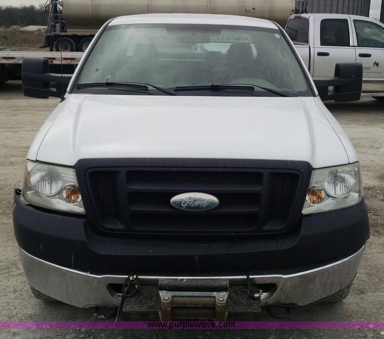 image for item F8428 2008 Ford F150 SuperCab pickup truck