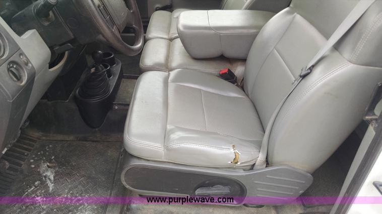 image for item F8428 2008 Ford F150 SuperCab pickup truck