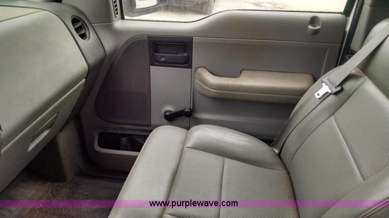 image for item F8428 2008 Ford F150 SuperCab pickup truck