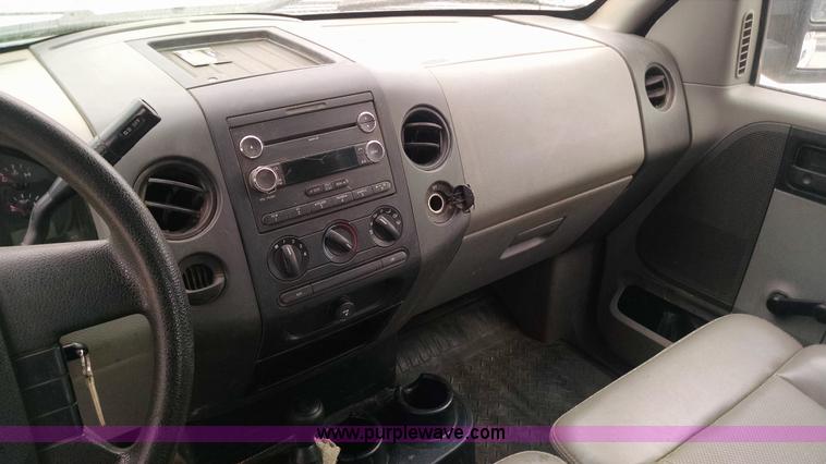 image for item F8428 2008 Ford F150 SuperCab pickup truck