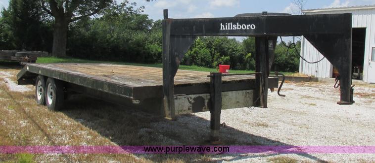 image for item H3251 1989 Hillsboro gooseneck trailer