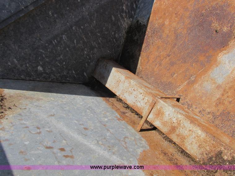 image for item H3252 Inland TI Mfg. wagon