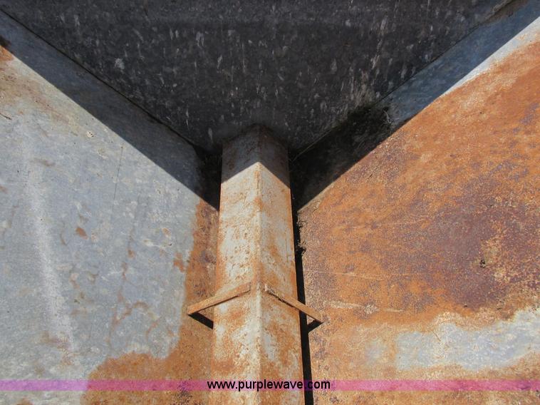 image for item H3252 Inland TI Mfg. wagon