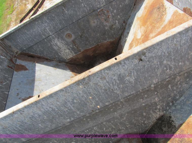 image for item H3252 Inland TI Mfg. wagon