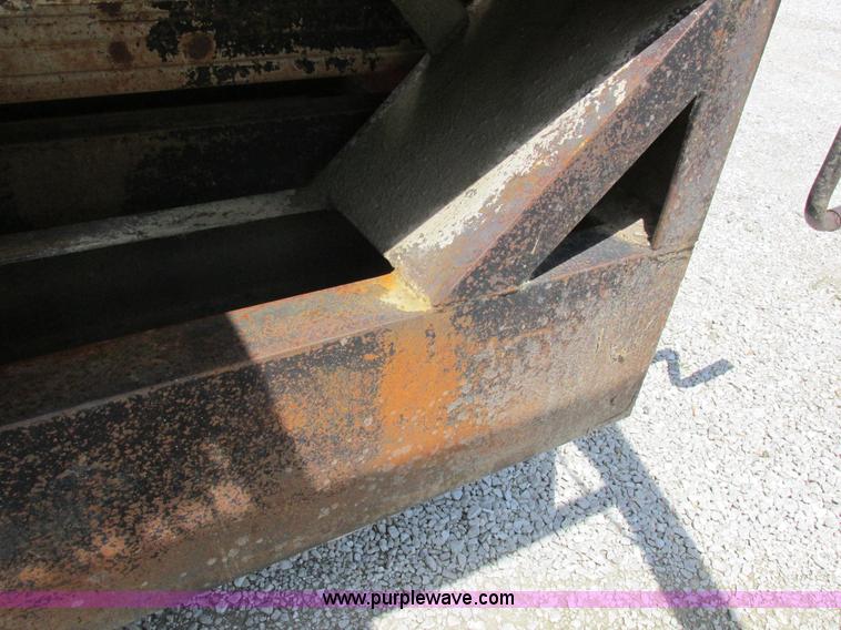 image for item H3254 1979 Gross Haul gooseneck dump trailer