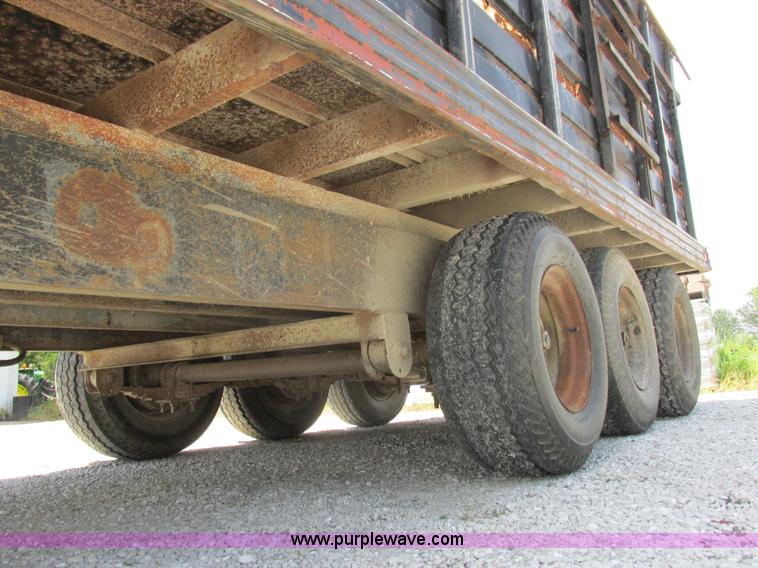 image for item H3254 1979 Gross Haul gooseneck dump trailer