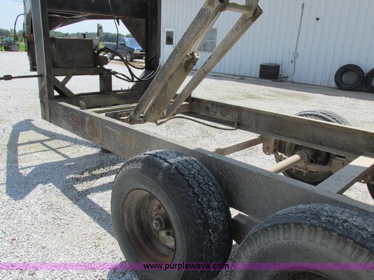 image for item H3254 1979 Gross Haul gooseneck dump trailer