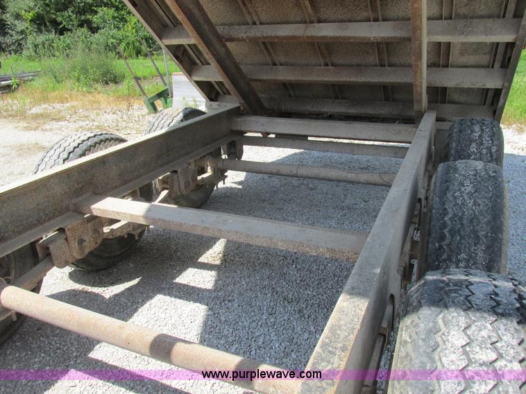 image for item H3254 1979 Gross Haul gooseneck dump trailer
