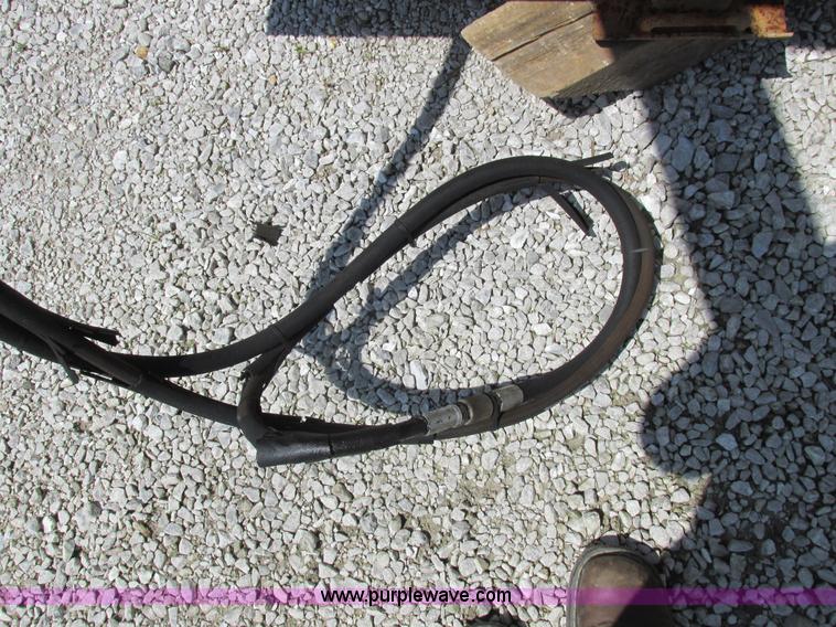 image for item H3254 1979 Gross Haul gooseneck dump trailer