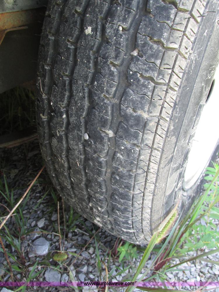 image for item H4535 2003 Great Lakes 7X16TA2S enclosed cargo trailer