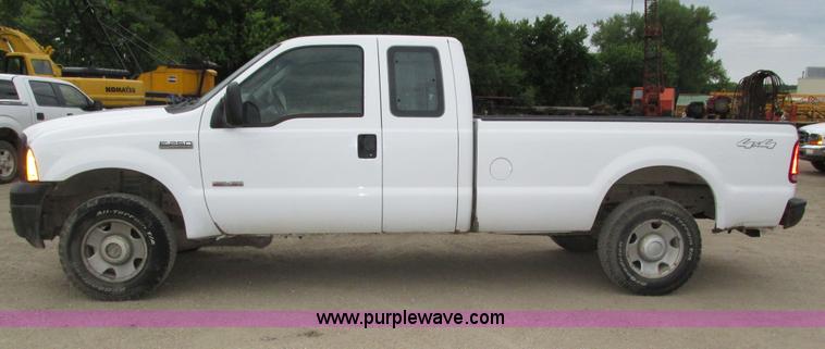 image for item H4594 2007 Ford F250 Super Duty XL SuperCab pickup