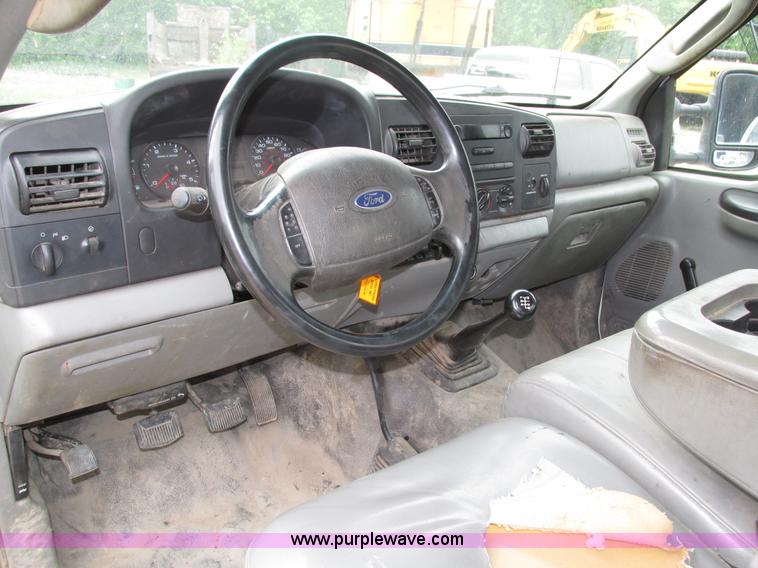 image for item H4594 2007 Ford F250 Super Duty XL SuperCab pickup