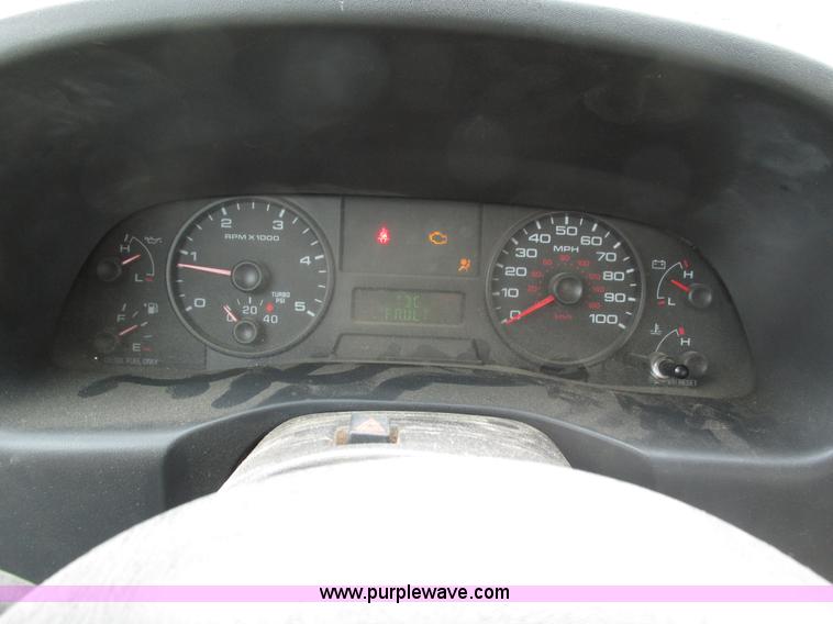 image for item H4594 2007 Ford F250 Super Duty XL SuperCab pickup