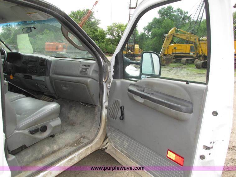 image for item H4594 2007 Ford F250 Super Duty XL SuperCab pickup