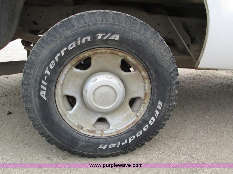 image for item H4594 2007 Ford F250 Super Duty XL SuperCab pickup