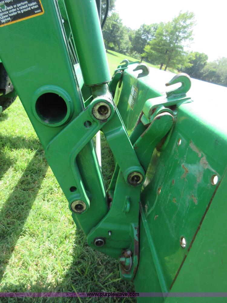 image for item I2022 2005 John Deere 3720 tractor