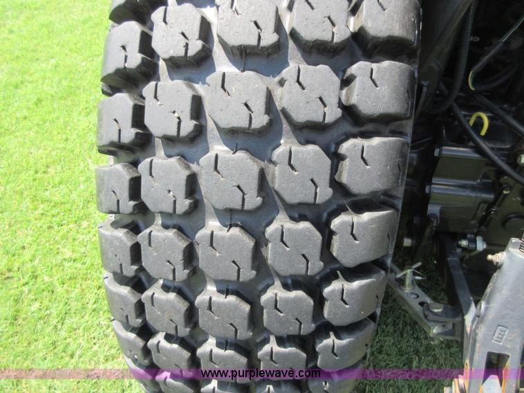 image for item I2022 2005 John Deere 3720 tractor