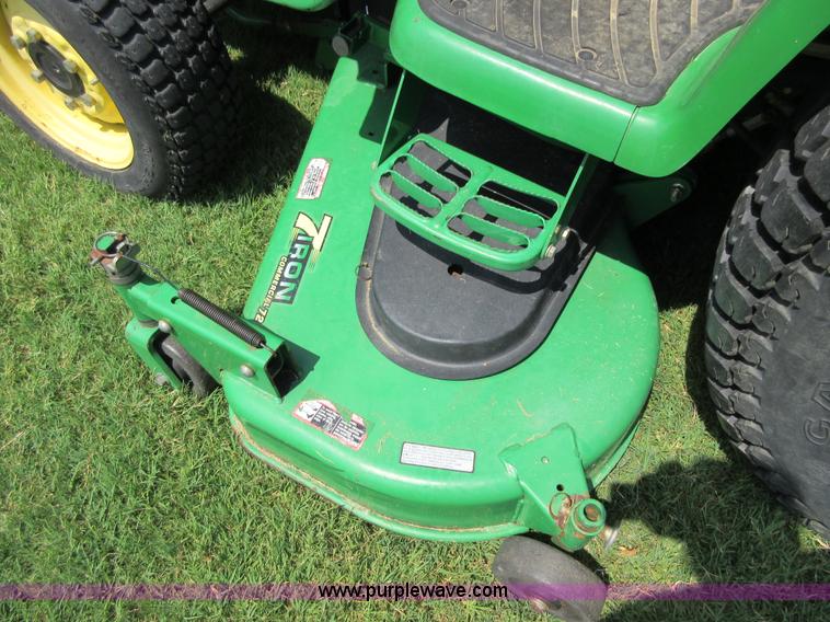 image for item I2022 2005 John Deere 3720 tractor