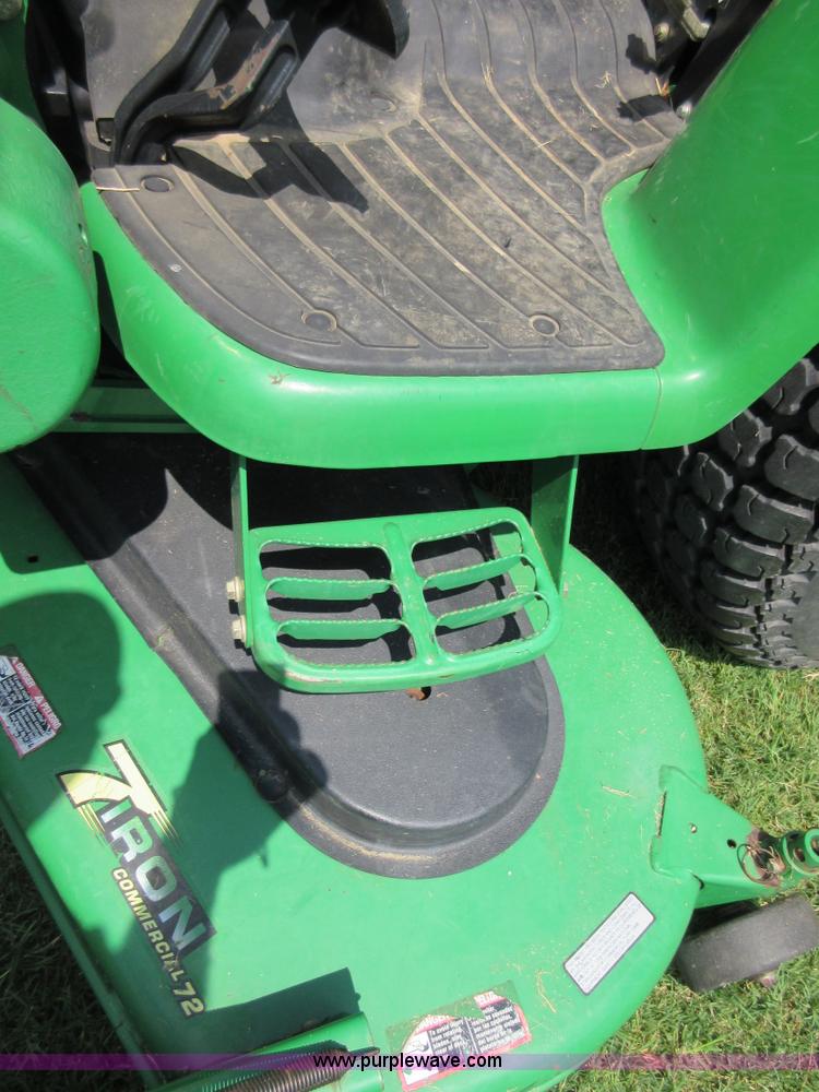 image for item I2022 2005 John Deere 3720 tractor