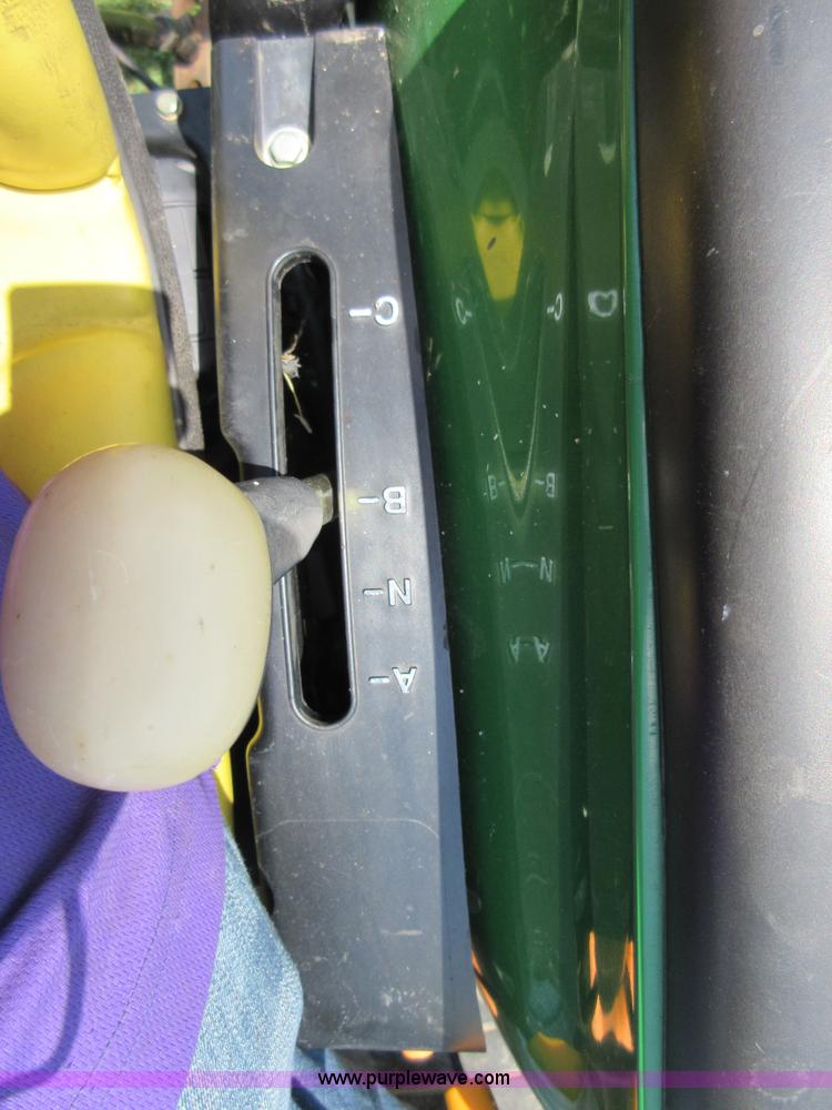 image for item I2022 2005 John Deere 3720 tractor