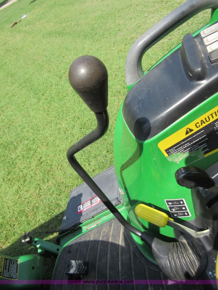 image for item I2022 2005 John Deere 3720 tractor