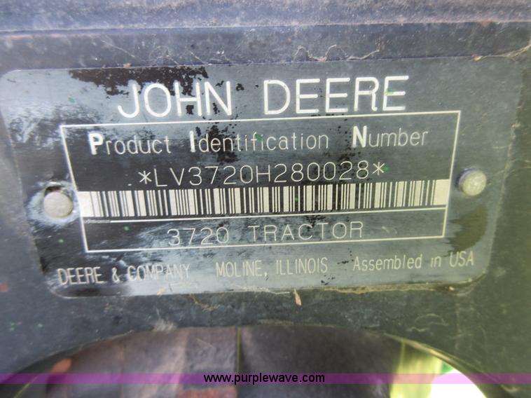 image for item I2022 2005 John Deere 3720 tractor