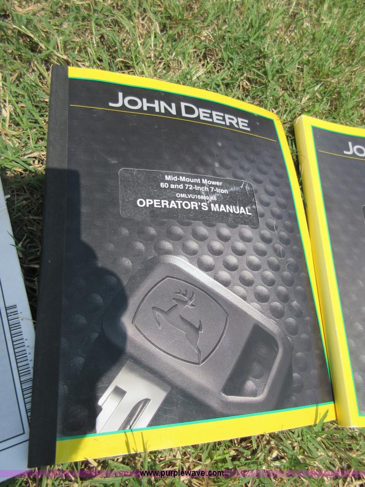 image for item I2022 2005 John Deere 3720 tractor