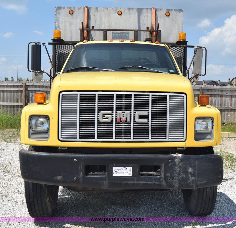 image for item I2041 1995 GMC TopKick flatbed truck